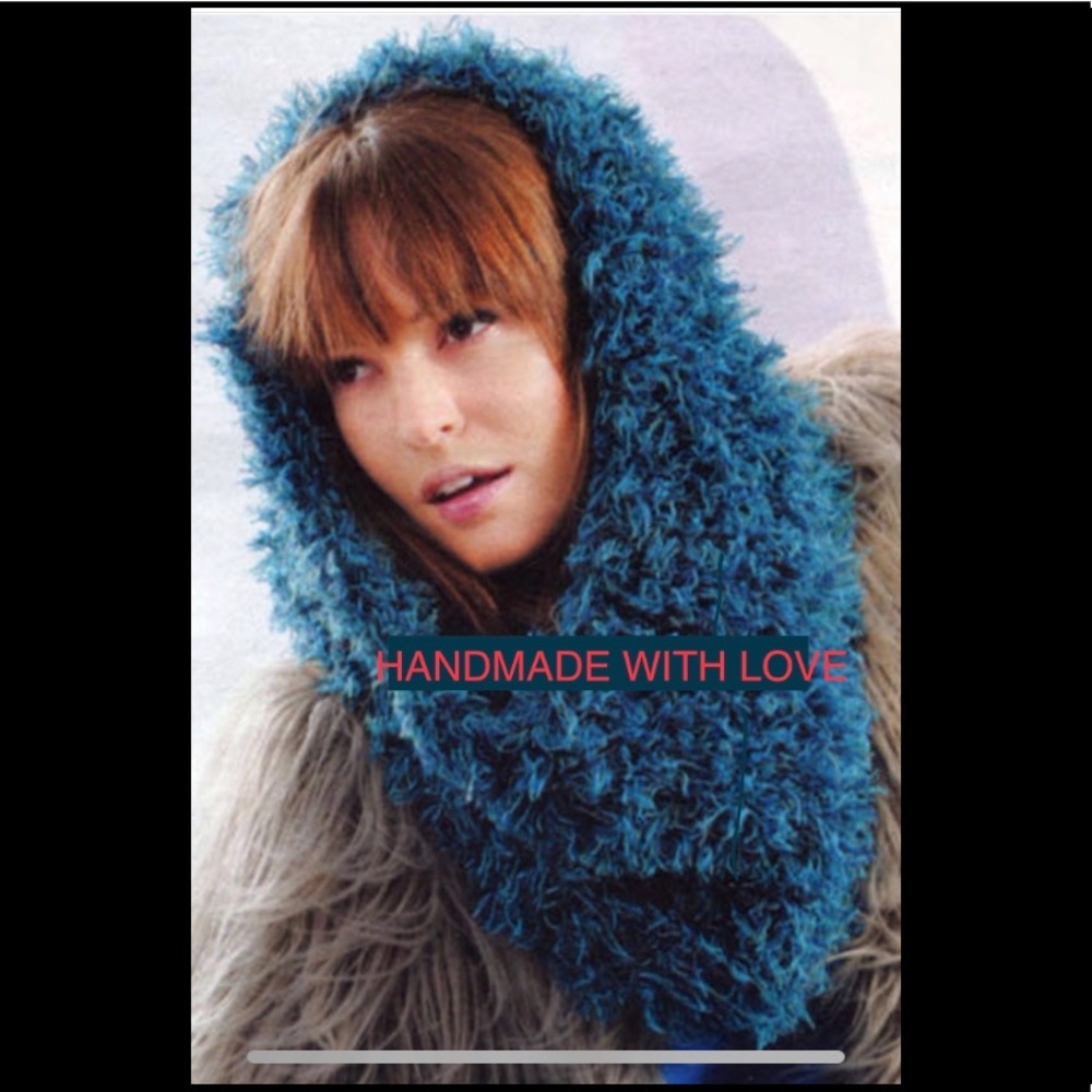 Handmade wool blend snood